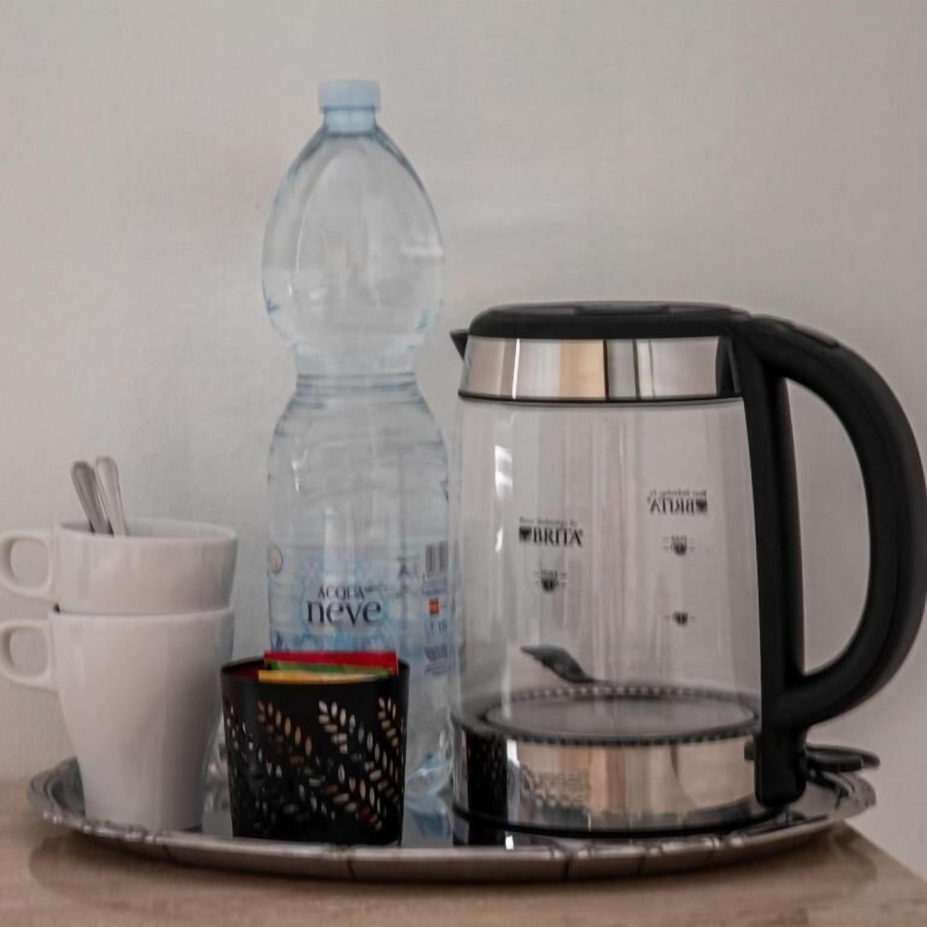 Double Room, Private Bathroom | Coffee and/or coffee maker