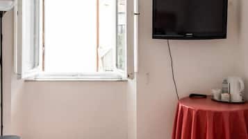 Chambre Simple Standard, salle de bains commune | Intérieur