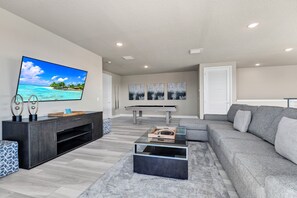 Smart TV - Spectrum Condo near Disney with Resort & Waterpark Access B1-200 (Kissimmee)