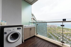 Romantic Room - YanShe Oceanview Resort Haitang Bay (Sanya)