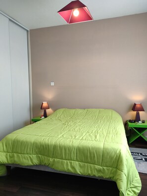 Room - Vrbo Property (Clermont-Ferrand)