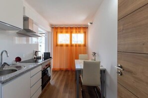 Private kitchen - Lima Arnado's outfit (Ponte de Lima)