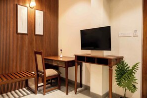 로맨틱 스위트, 발코니, 산 전망 | 내부