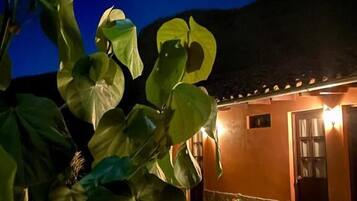 Comfort Room, Valley View | Exterior