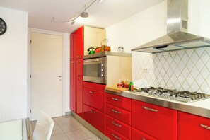 Private kitchen - Villa Penelope a 50 metri dal mare (Terracina)
