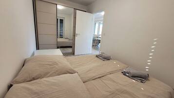 Executive Apartment | Free WiFi, wheelchair access