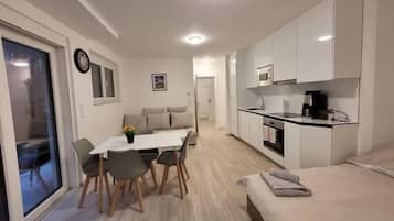 Signature Apartment | Free WiFi, wheelchair access