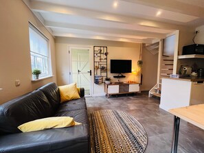 Apartamento Confort, 2 habitaciones, cocina, vistas al jardín | Zona de estar