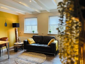 Apartamento Confort, 2 habitaciones, cocina, vistas al jardín | Zona de estar