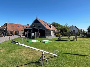 Outdoor dining - Goudberg appartementen (Baaiduinen)