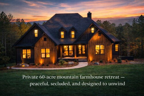 Elegant Mountain Farmhouse - 5BR, Sleeps 14 - Quiet + Scenic Views