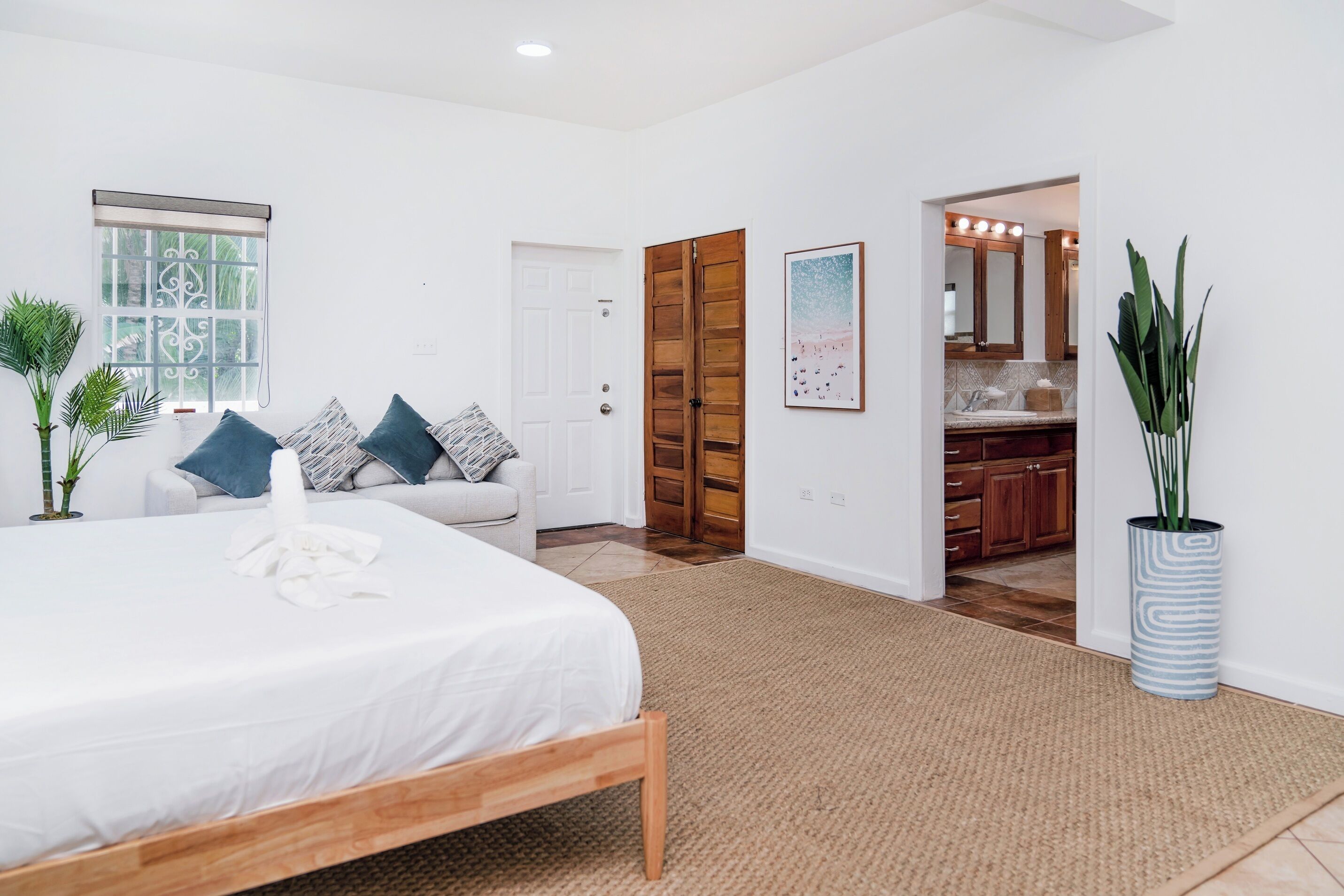 5 Schlafzimmer, Bügeleisen/Bügelbrett, kostenloses WLAN, Bettwäsche