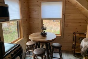 Dining - Swiftwater Retreat #3 - Bath NH (Bath)