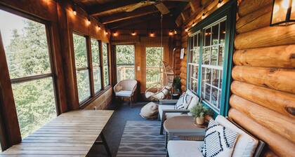 Caribou Lake Lookout – Hot Tub • Lake Views • Cozy North Shore Escape