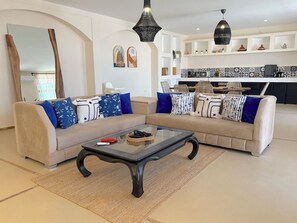 Smart TV - Palais Mahdi & Palais Hany (2 villas) (Marrakech)