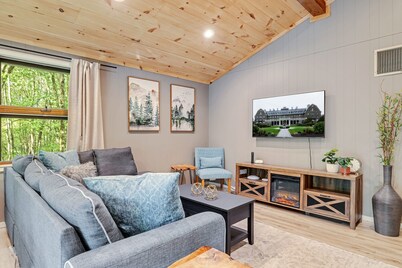 Waterfront Family Getaway w Hot Tub Game Room