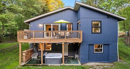 Waterfront Family Getaway w Hot Tub Game Room