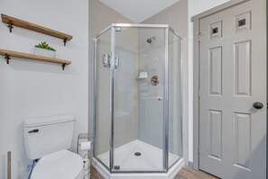House | 3 bedrooms, Internet - Near Jfbb for Skiing With Hot Tub and Fire Pit (Blakeslee)