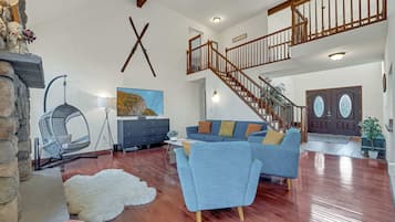 House | 5 bedrooms, Internet