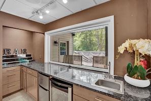 House | 4 bedrooms, Internet - Theater Room Hot Tub Game Room Near Ski Resorts (Albrightsville)