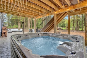 House | 6 bedrooms, Internet - Hottub Firepit Gameroom 10mins2jackfrostbigboulder (Blakeslee)