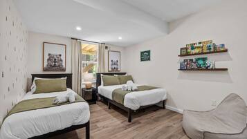 Rumah | 6 kamar tidur dan internet