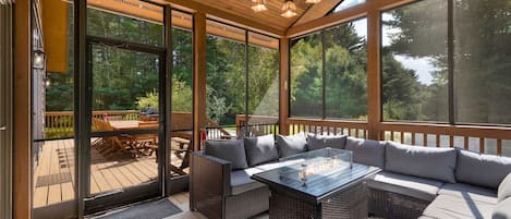 House | 5 bedrooms, Internet