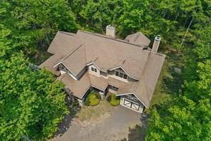 House | 5 bedrooms, Internet - Mins2 Jfbb Split Rock With Hot Tub and Game Room (Lake Harmony)