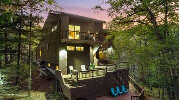 House | 4 bedrooms, Internet