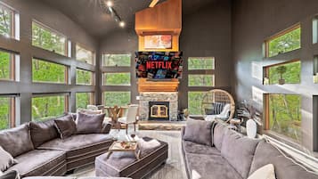 House | 4 bedrooms, Internet