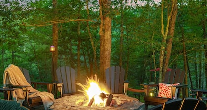 Waterfall Views Hot Tub Game Room Dog Friendly