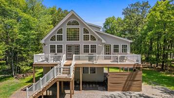 House | 6 bedrooms, Internet