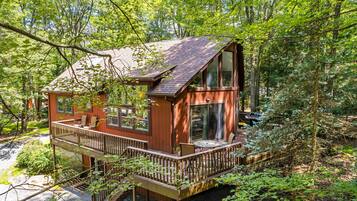 House | 5 bedrooms, Internet