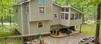 Slopeside Lounge Gameroom Lakes Pools Dogs Welcome