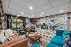 5 habitaciones y acceso a internet 