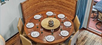 Poconos Speakeasy Hot Tub Dog-friendly Near Ski