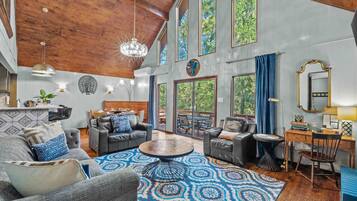 House | 5 bedrooms, Internet