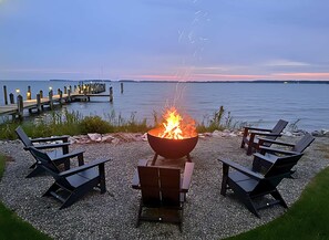 House | 5 bedrooms, Internet - Modern Chesapeake Waterfront - Heated Pool - Dock (Cambridge)