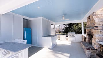 House | 5 bedrooms, Internet