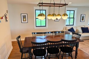 5 bedrooms, Internet - Modern Chesapeake Waterfront - Heated Pool - Dock (Cambridge)