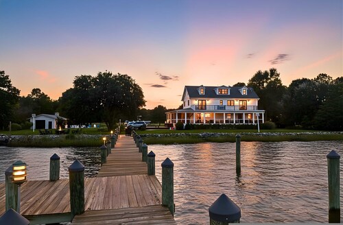 Modern Chesapeake Waterfront - Heated Pool - Dock