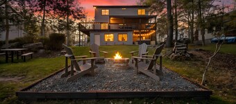 Streamside Hot Tub Dog Friendly Resort Access