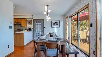 House | 5 bedrooms, Internet
