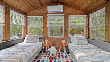 House | 5 bedrooms, Internet