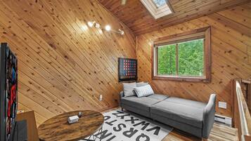 House | 5 bedrooms, Internet