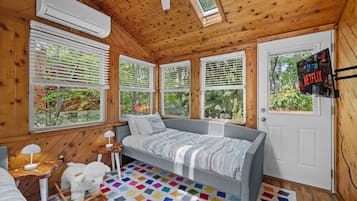 House | 5 bedrooms, Internet