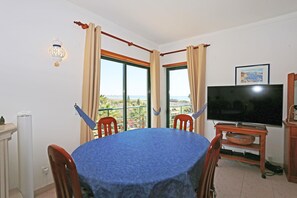 Dining - B24 - Blue view Meia Praia (Lagos)