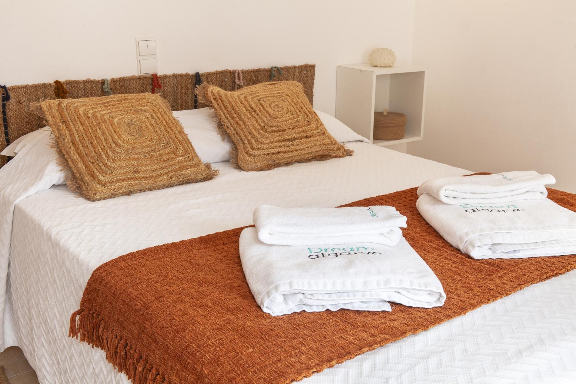 2 chambres, Wi-Fi gratuit, draps fournis