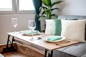 Dining - Noble Apartment with Style & Comfort (Košice)