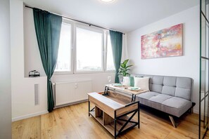 Fernseher, Kamin, Arbeitsbereiche